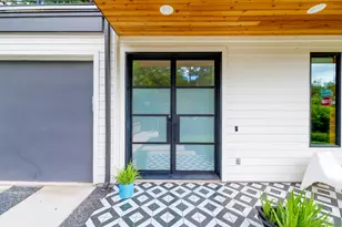 2201 E 16th St, Austin, TX 78702 - Photo 1