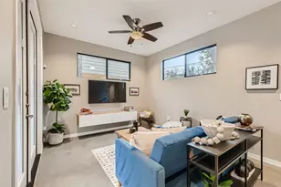904 E 2nd St, Austin, TX 78702 - Photo 8