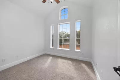 10901 Parkfield Drive, Austin, TX 78758 - Photo 20