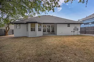 10901 Parkfield Dr, Austin, TX 78758 - Photo 26
