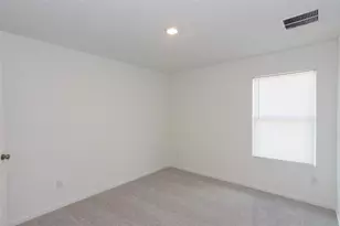 137 Star Packer Ln, Jarrell, TX 76537 - Photo 22
