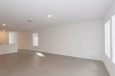 137 Starpacker Lane, Jarrell, TX 76537 - Photo 14