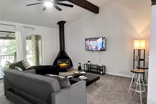 18801 Hogan Cir, Lago Vista, TX 78645 - Photo 6