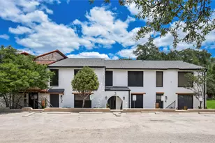 18801 Hogan Cir, Lago Vista, TX 78645 - Photo 2
