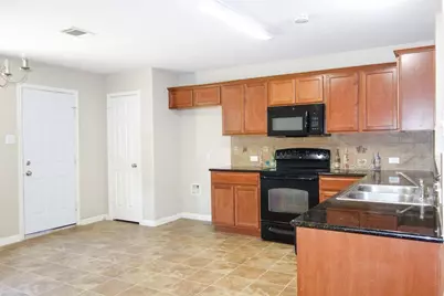 108 Lavaca Loop, Hutto, TX 78634 - Photo 8