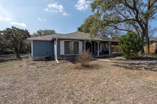 215 Harmons Way, San Marcos, TX 78666 - Photo 2