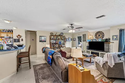 215 Harmons Way, San Marcos, TX 78666 - Photo 6