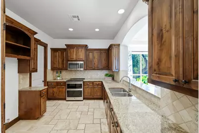 2802 Lohmans Ford Road #B, Lago Vista, TX 78645 - Photo 14