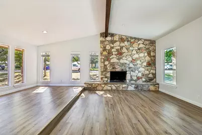 808 Dale Drive, San Marcos, TX 78666 - Photo 10