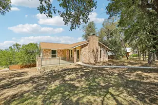 808 Dale Dr, San Marcos, TX 78666 - Photo 2