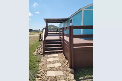 1102 Toledo Street, Seadrift, TX 77983 - Photo 8