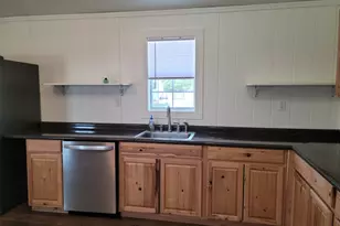 1102 Toledo St, Seadrift, TX 77983 - Photo 12