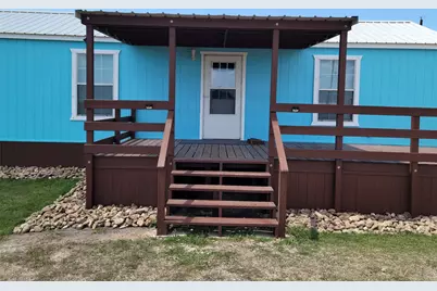 1102 Toledo Street, Seadrift, TX 77983 - Photo 2