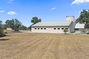 131 S Tailwind Dr, Blanco, TX 78606 - Photo 20