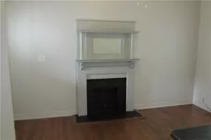 704 W 22nd St, Austin, TX 78705 - Photo 4