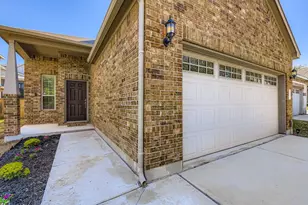 1050 Kenney Fort Crossing, Round Rock, TX 78665 - Photo 4