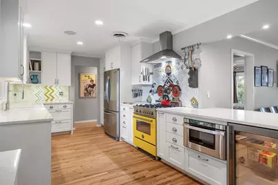 2410 Elmglen Drive, Austin, TX 78704 - Photo 2