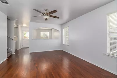 608 Colonial Park Boulevard, Austin, TX 78745 - Photo 4