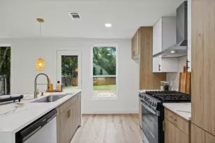 6005 Walnut Hills Dr, Austin, TX 78723 - Photo 6