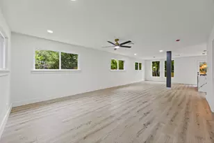 6005 Walnut Hills Dr, Austin, TX 78723 - Photo 10