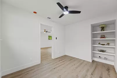 6005 Walnut Hills Drive, Austin, TX 78723 - Photo 12