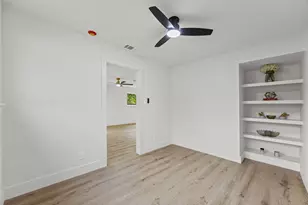 6005 Walnut Hills Dr, Austin, TX 78723 - Photo 12