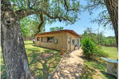 8005 Sharon Road, Volente, TX 78641 - Photo 10