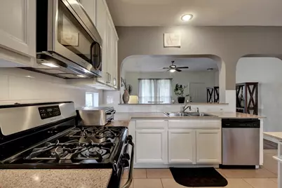 2201 Keepsake Drive, Austin, TX 78745 - Photo 10