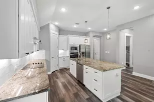 203 E Salty St, Thorndale, TX 76577 - Photo 4