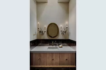 2600 Tanglewood Trail, Austin, TX 78703 - Photo 16