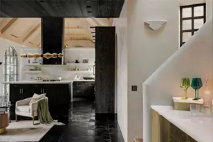 2600 Tanglewood Trail, Austin, TX 78703 - Photo 12