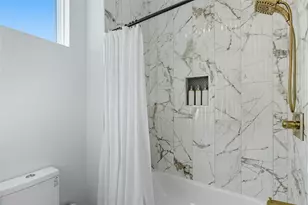 8303 Tombstone Cove, Lago Vista, TX 78645 - Photo 30