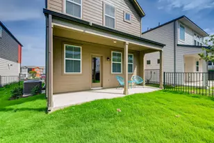 7404 Taylor Knoll Ct, Austin, TX 78744 - Photo 22