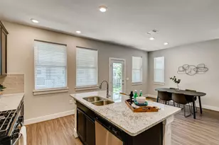 7404 Taylor Knoll Ct, Austin, TX 78744 - Photo 10