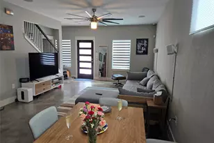 3004 Neal St, Austin, TX 78702 - Photo 2