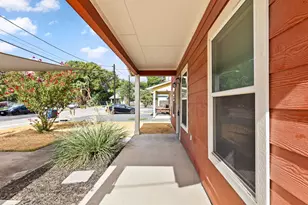 3004 Neal St, Austin, TX 78702 - Photo 6