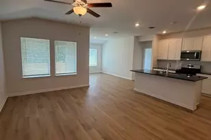 140 Woodbrook Dr, Georgetown, TX 78674 - Photo 4