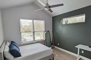 1159 Webberville Rd, Austin, TX 78721 - Photo 20