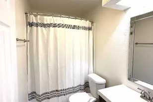 4407 E Stassney Ln, Austin, TX 78744 - Photo 14