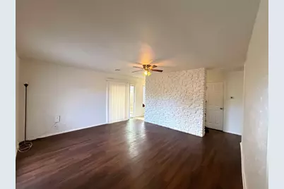 4407 E Stassney Lane, Austin, TX 78744 - Photo 4