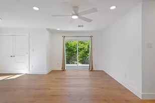 5804 Tracy Lynn Ln, Austin, TX 78721 - Photo 6