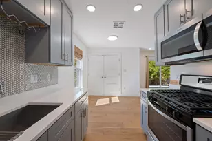 5804 Tracy Lynn Ln, Austin, TX 78721 - Photo 16