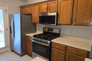 137 Prairie Springs Cove, Georgetown, TX 78626 - Photo 6