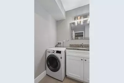 935 La Posada Drive #117, Austin, TX 78752 - Photo 16