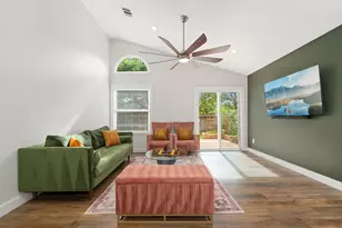7900 Finch Trail, Austin, TX 78745 - Photo 10