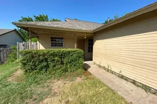 11902 Sunhillow Bend, Austin, TX 78758 - Photo 2