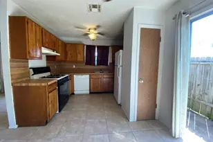 11902 Sunhillow Bend, Austin, TX 78758 - Photo 8