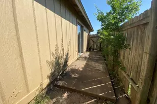 11902 Sunhillow Bend, Austin, TX 78758 - Photo 18