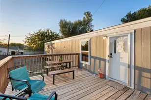 304 Regina Dr, Buda, TX 78610 - Photo 16