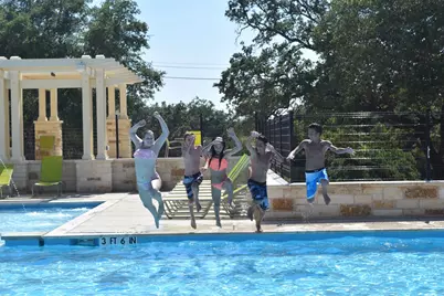 252 Menlo Bend, Liberty Hill, TX 78642 - Photo 34